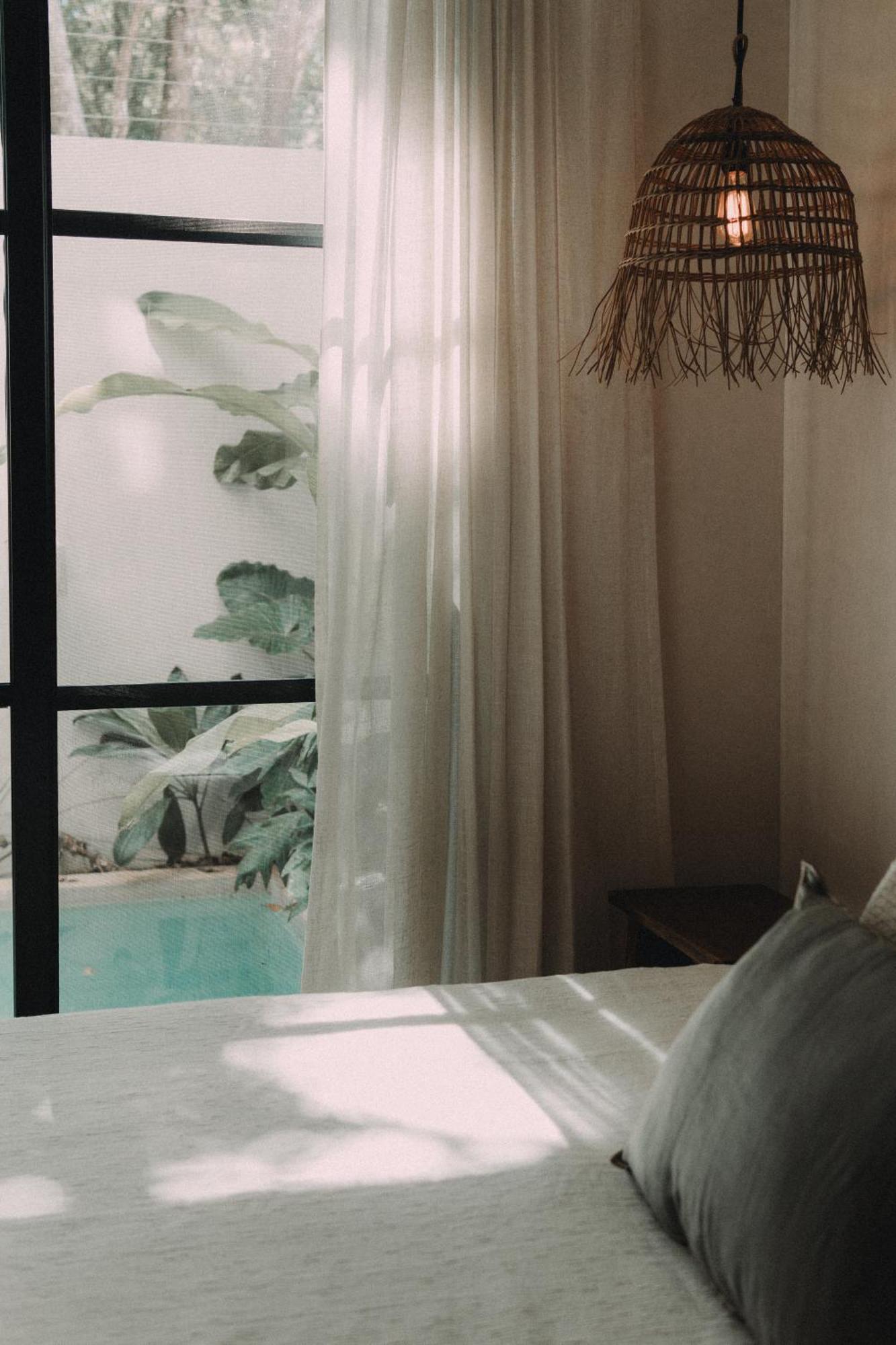 Designer Unit With Private Pool *