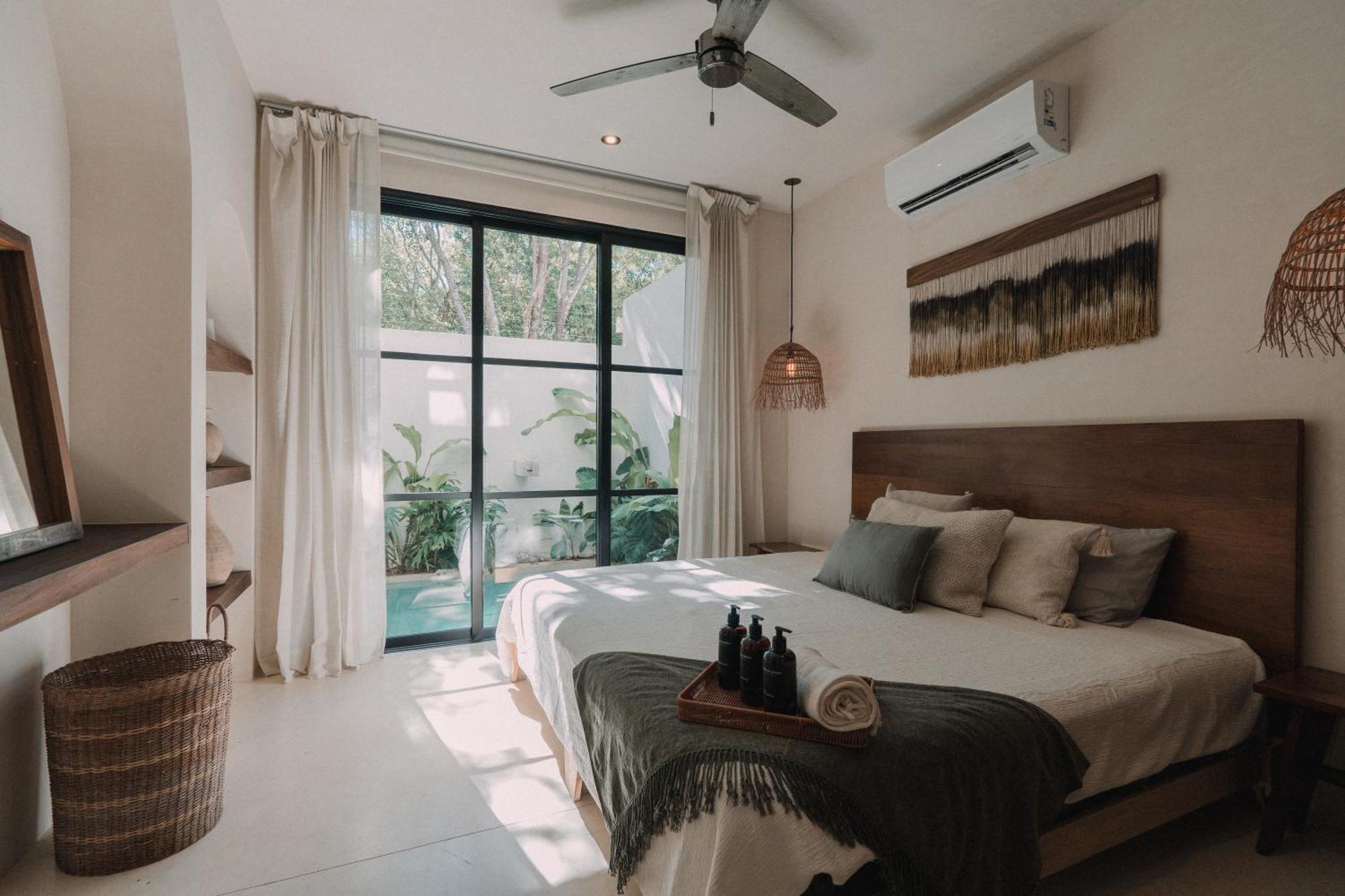 Designer Unit With Private Pool